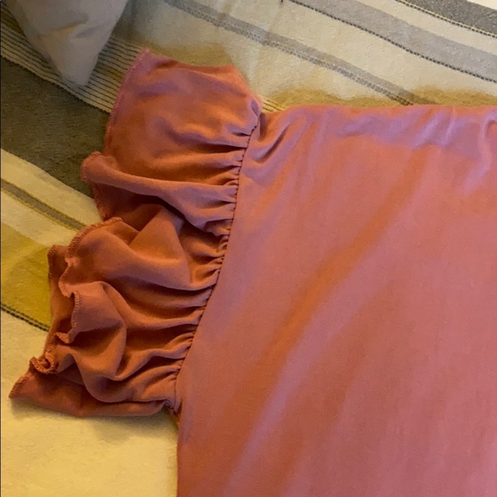 Pink summer top - Picture 3 of 4